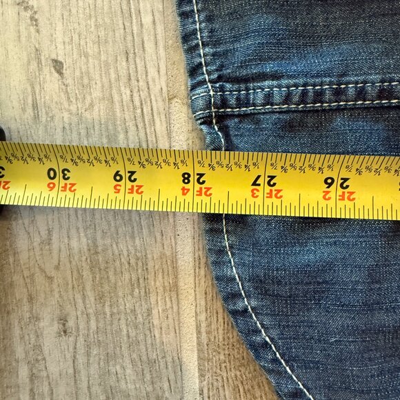 Ariat Women's Denim Snap Shirt (Fitted) - Picture 12 of 12